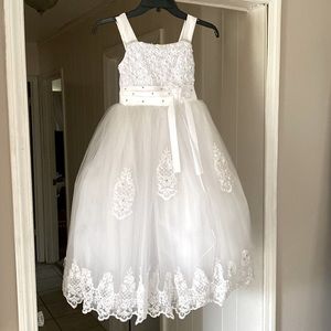 Little Diana, size 6, white dress NWOT